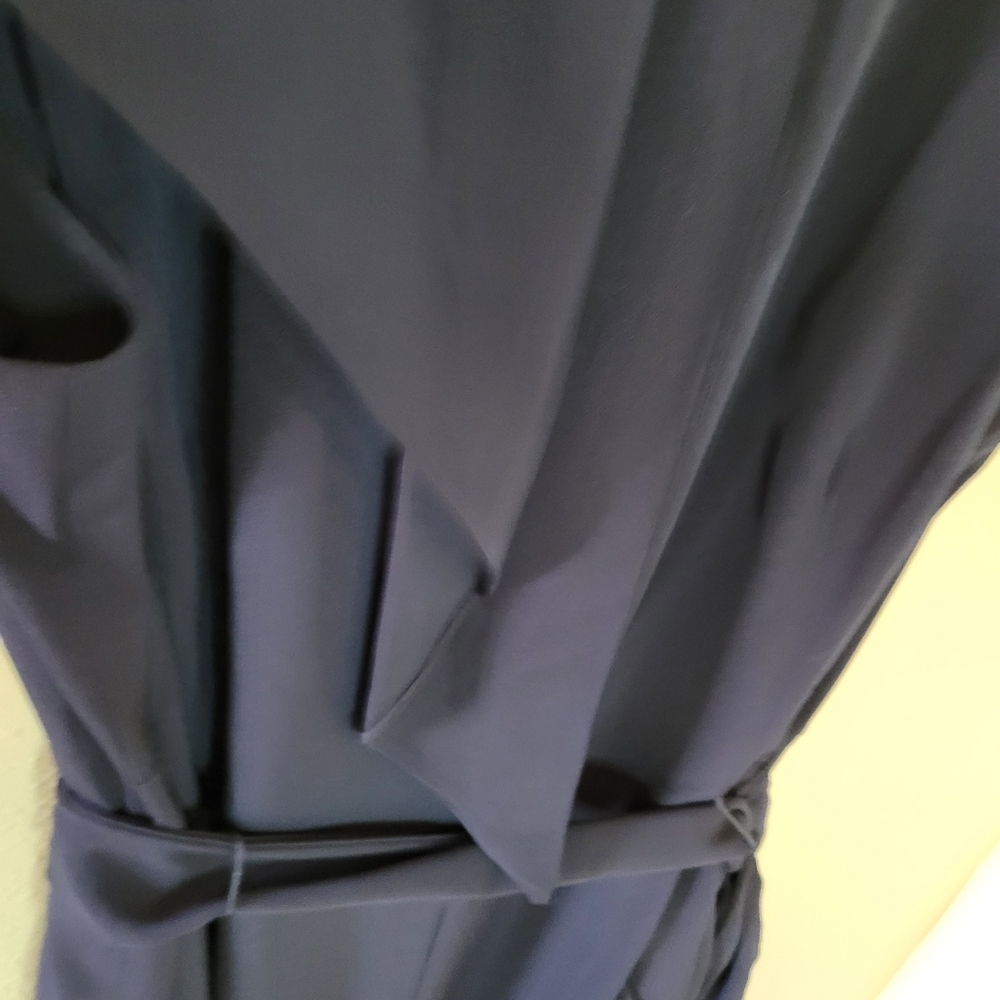 Sabrina Collective blue jumpsuit. Short sleeve. Hidden zipper in the ba… - Picture 3 of 8